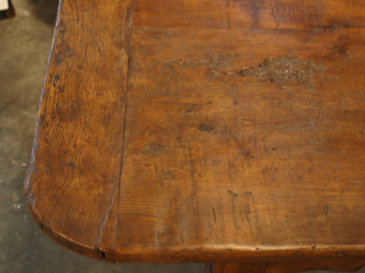 18th Century French Provencale Dining Table in Chestnut 1