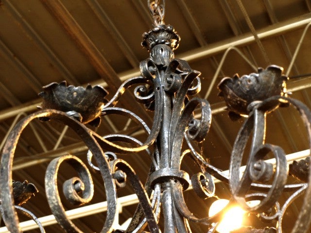 Late 19th Century Italian Iron Chandelier For Sale 4