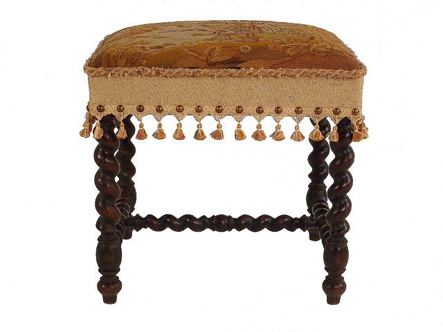 French Louis XIII Style Needlepoint Stool In Excellent Condition In Round Top, TX
