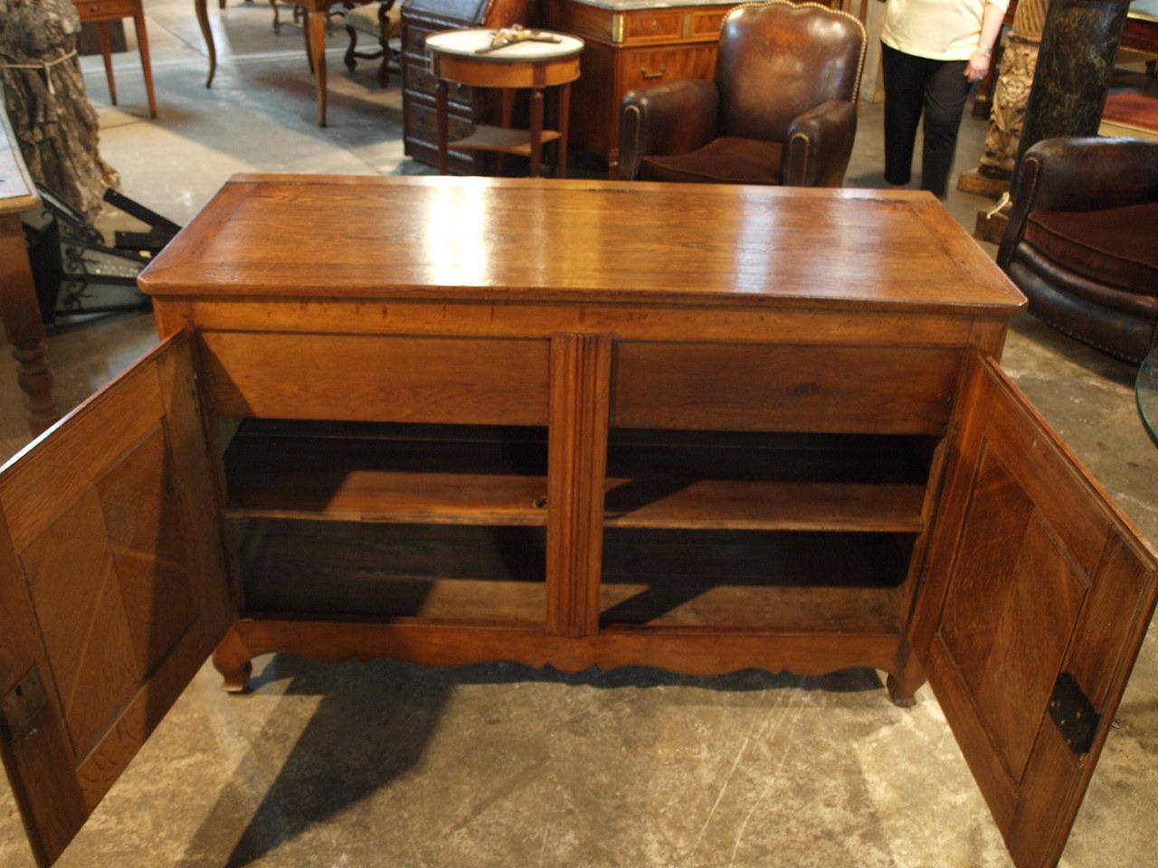 French Mid-19th Century Provençal Lift-Top Buffet In Good Condition In Atlanta, GA