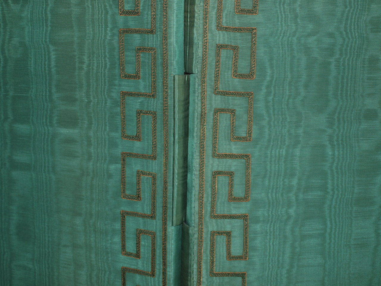 19th Century French Art Deco Period Emerald Green Silk Folding Screen or Paravant