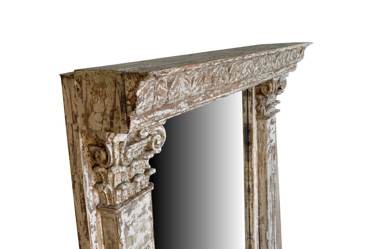 18th Century Spanish Altar Frame In Painted Wood Now As A Mirror In Good Condition In Atlanta, GA