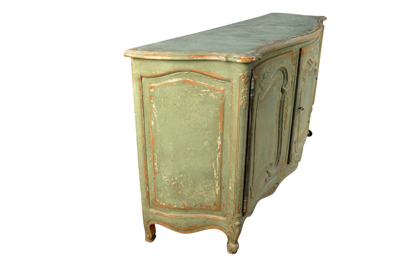 Early 20th Century French Provencal Enfilade or Buffet in Painted Wood In Excellent Condition In Atlanta, GA