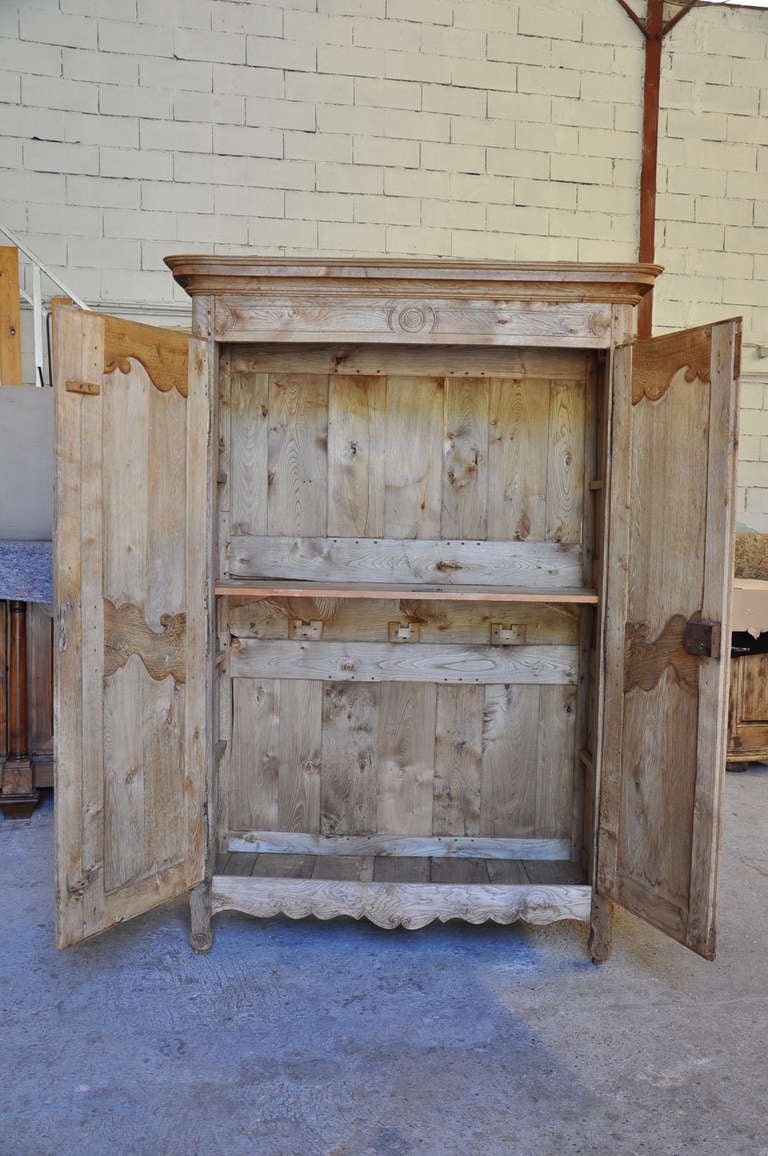 French Antique Mid 19th Century Armoire In Bleached Oak In Good Condition In Atlanta, GA