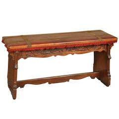 Spanish 19th Century Bench in Walnut and Leather