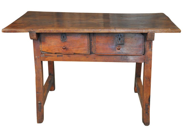 17th Century Catalan Table in Walnut