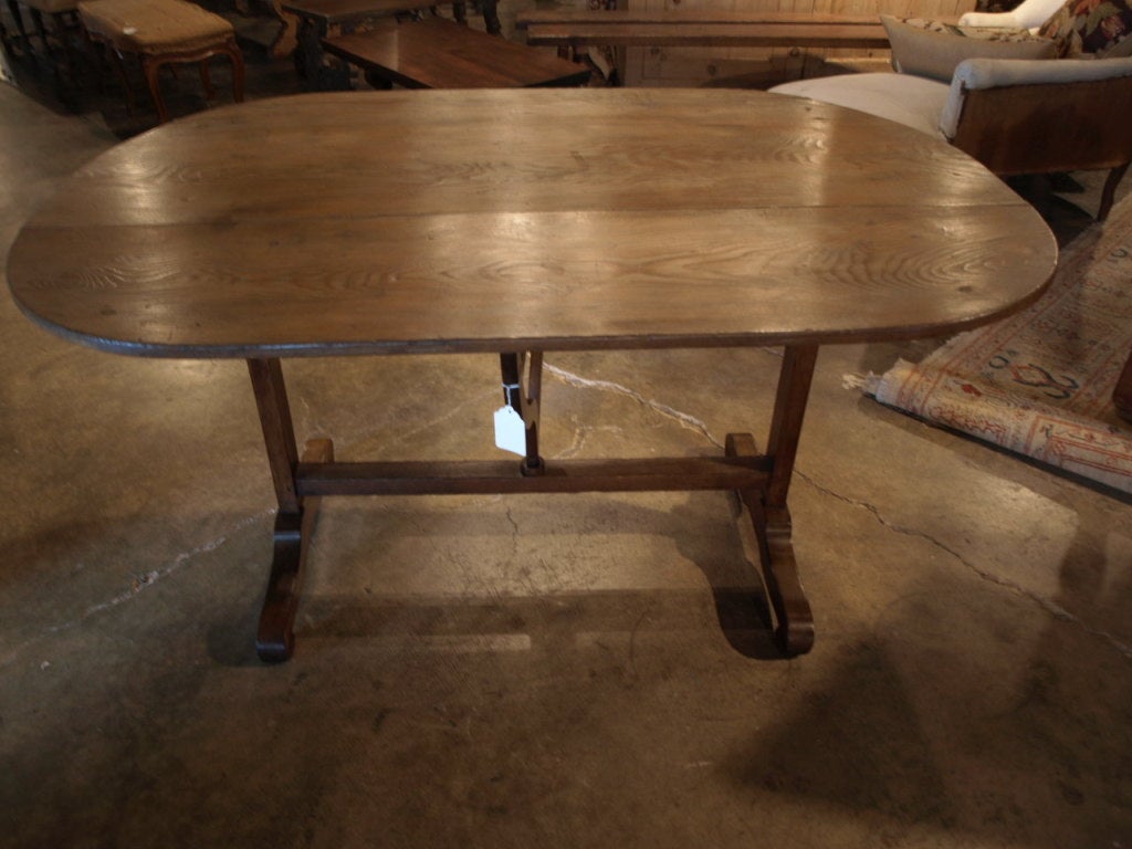 Late 19th Century Wine Tasting Table in Pine 2