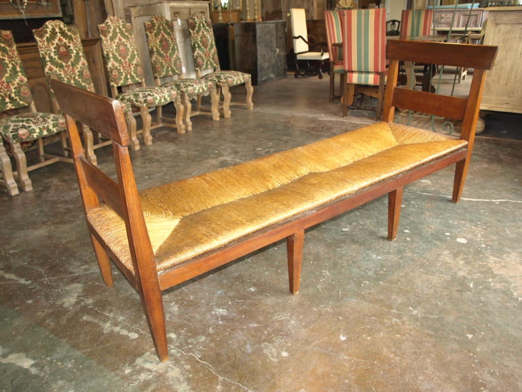 French Early 19th Century Directoire Period  Day Bed in Walnut 2