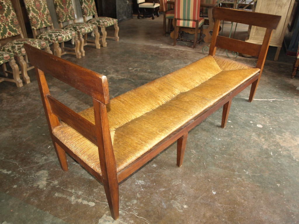 French Early 19th Century Directoire Period  Day Bed in Walnut 7