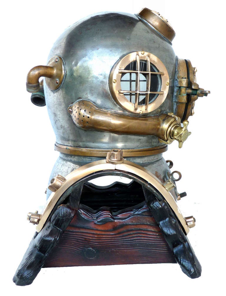 Morse Navy MK V Dive Helmet Dramatic Silver Appearance Nautical Folk Art In Excellent Condition For Sale In Palm City, FL