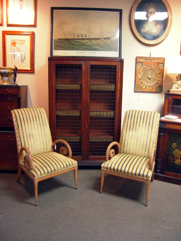 Farmhouse Mahogany Bookcase with Wire Fronted Doors, ca. 1870 In Excellent Condition In Mobile, AL