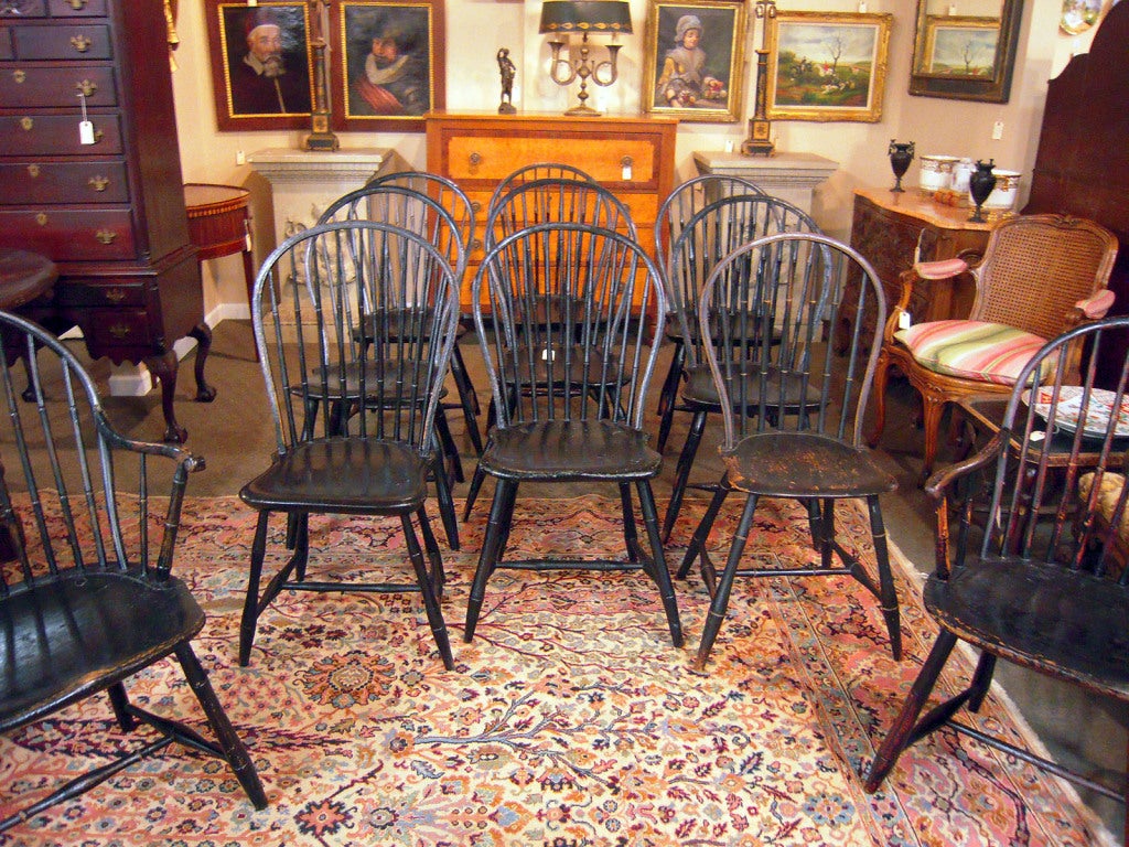 Associated set of 11 painted Philadelphia Windsor chairs 2