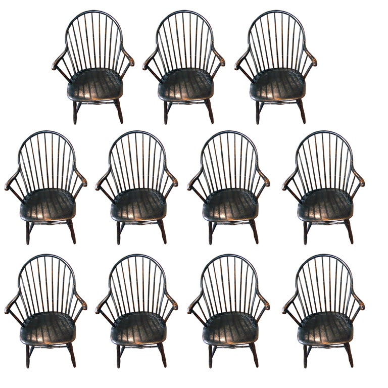 Associated set of 11 painted Philadelphia Windsor chairs