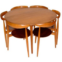 Round Table and 6 Heart Chairs by Hans Wegner
