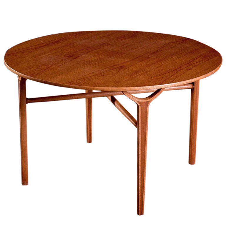 Hvidt & Molgaard AX-Series Round Coffee Table