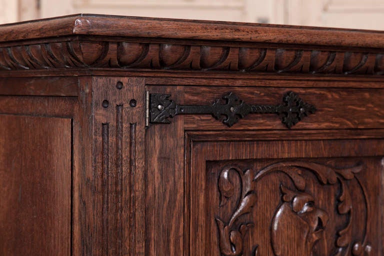 Vintage Renaissance Raised Buffet 1