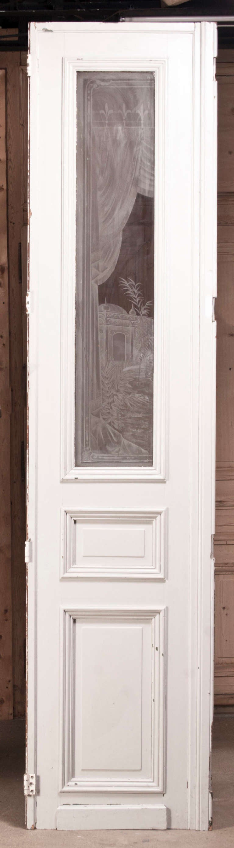 Set of Four Antique Doors with Etched Glass In Excellent Condition In Dallas, TX