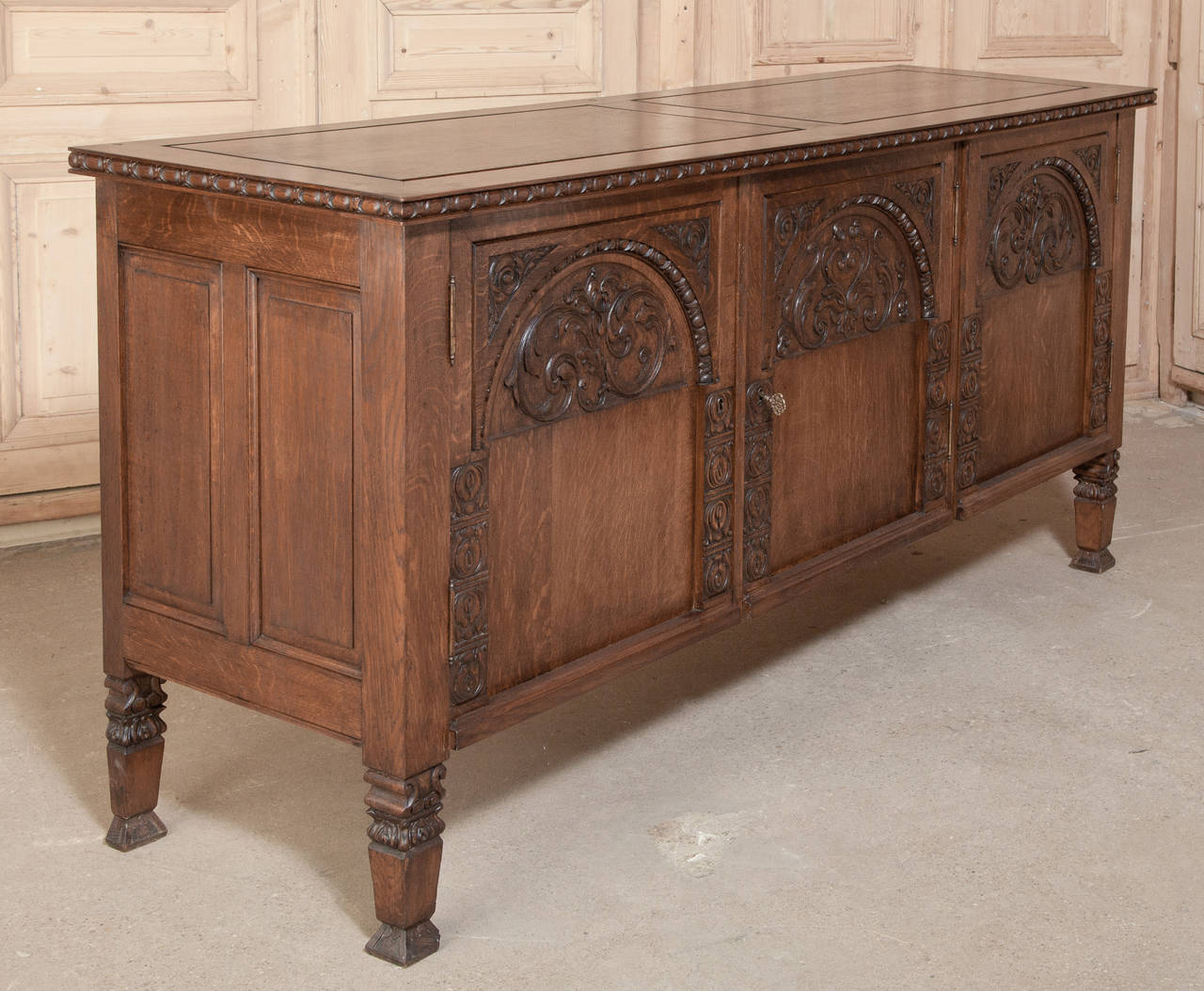 Neo Gothic Oak Buffet 3