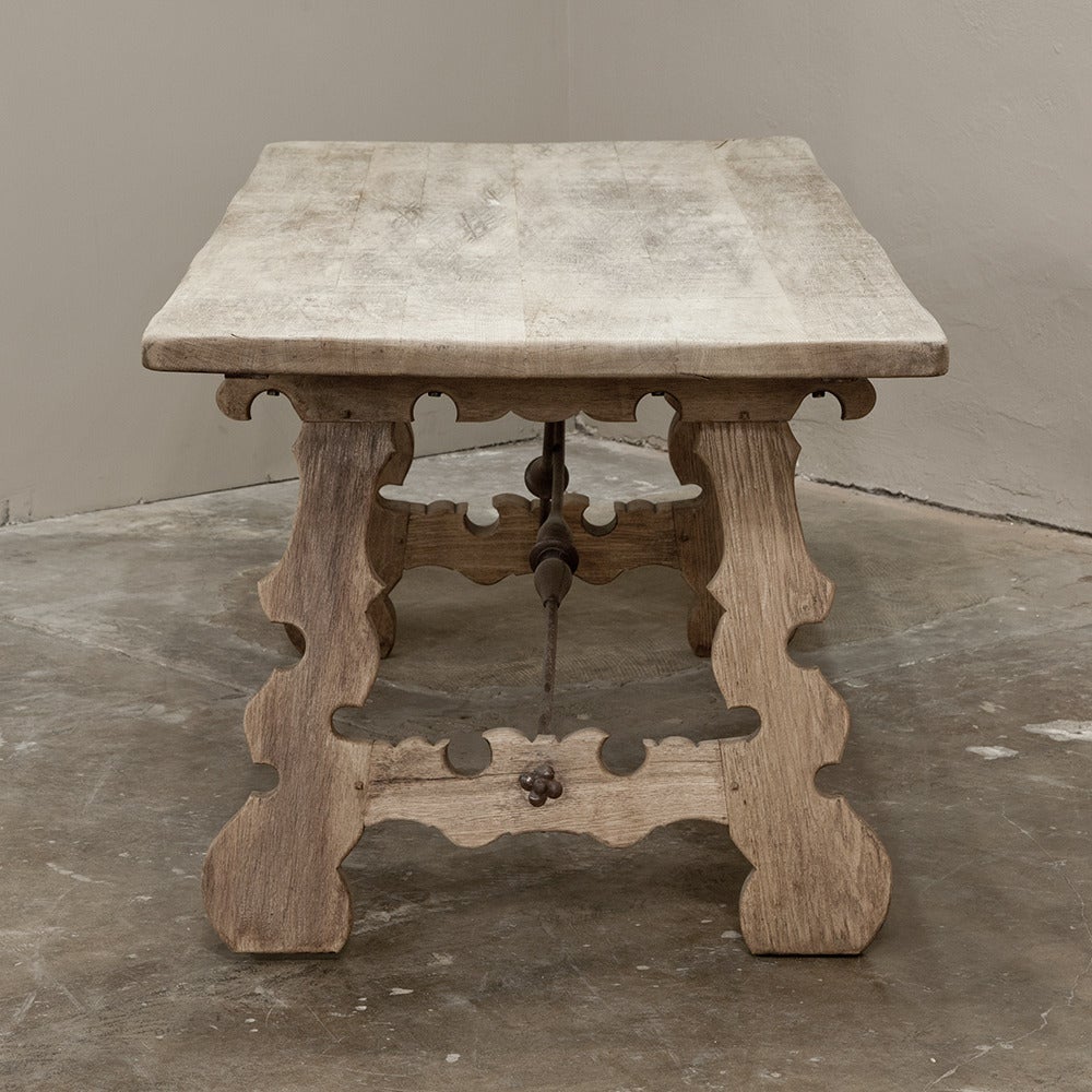 Oak Early 1900s Antique Spanish Stripped Dining Table with Leaves