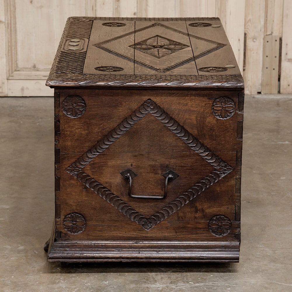 18th Century Renaissance Antique Trunk 3