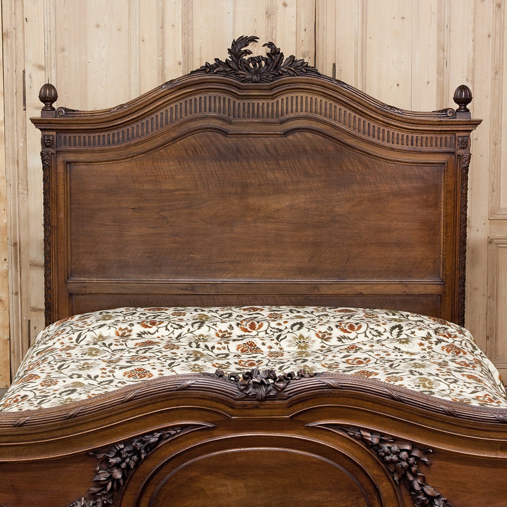 19th Century Neoclassical French Walnut Queen Bed In Excellent Condition In Dallas, TX