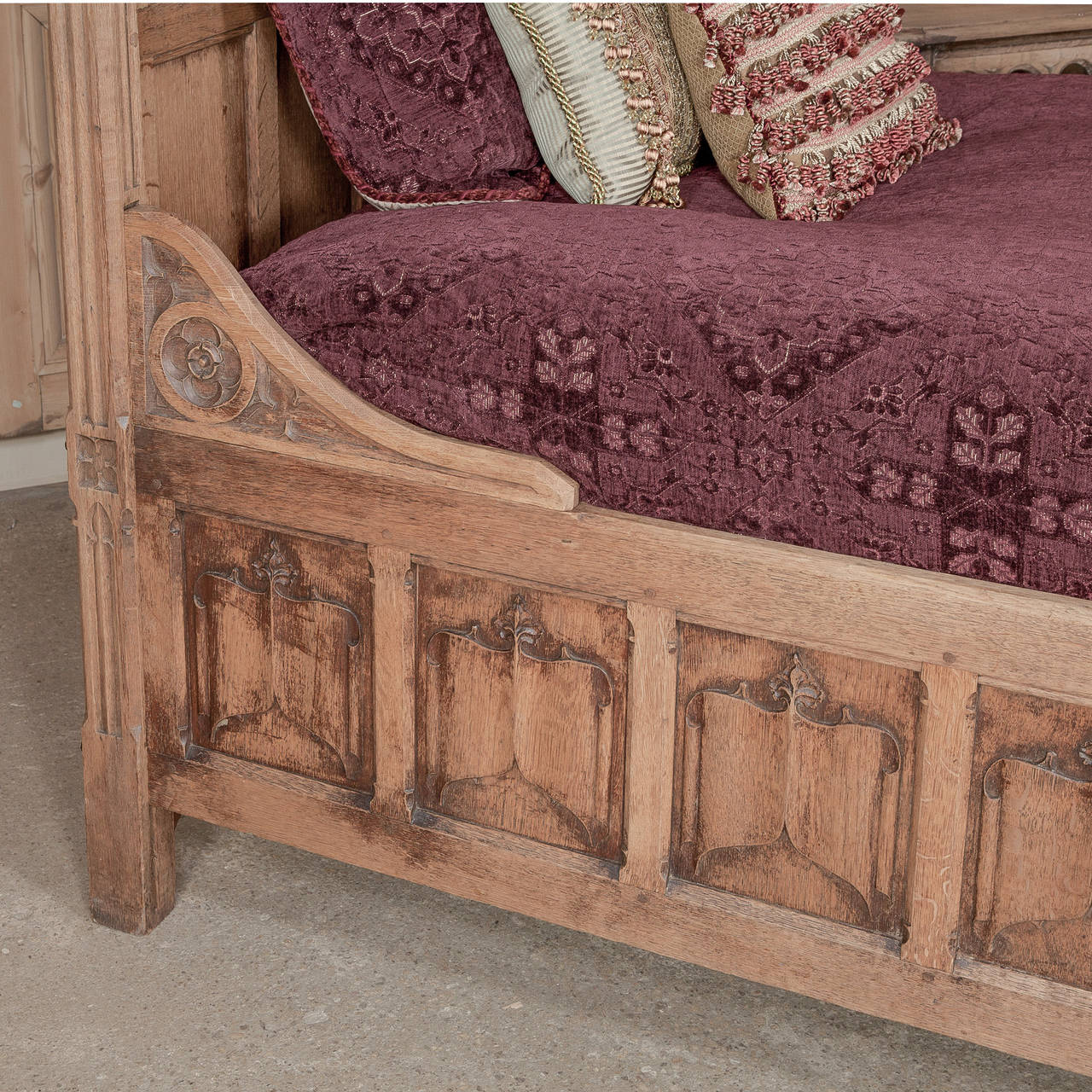 19th Century French Gothic Stripped Oak Daybed 4