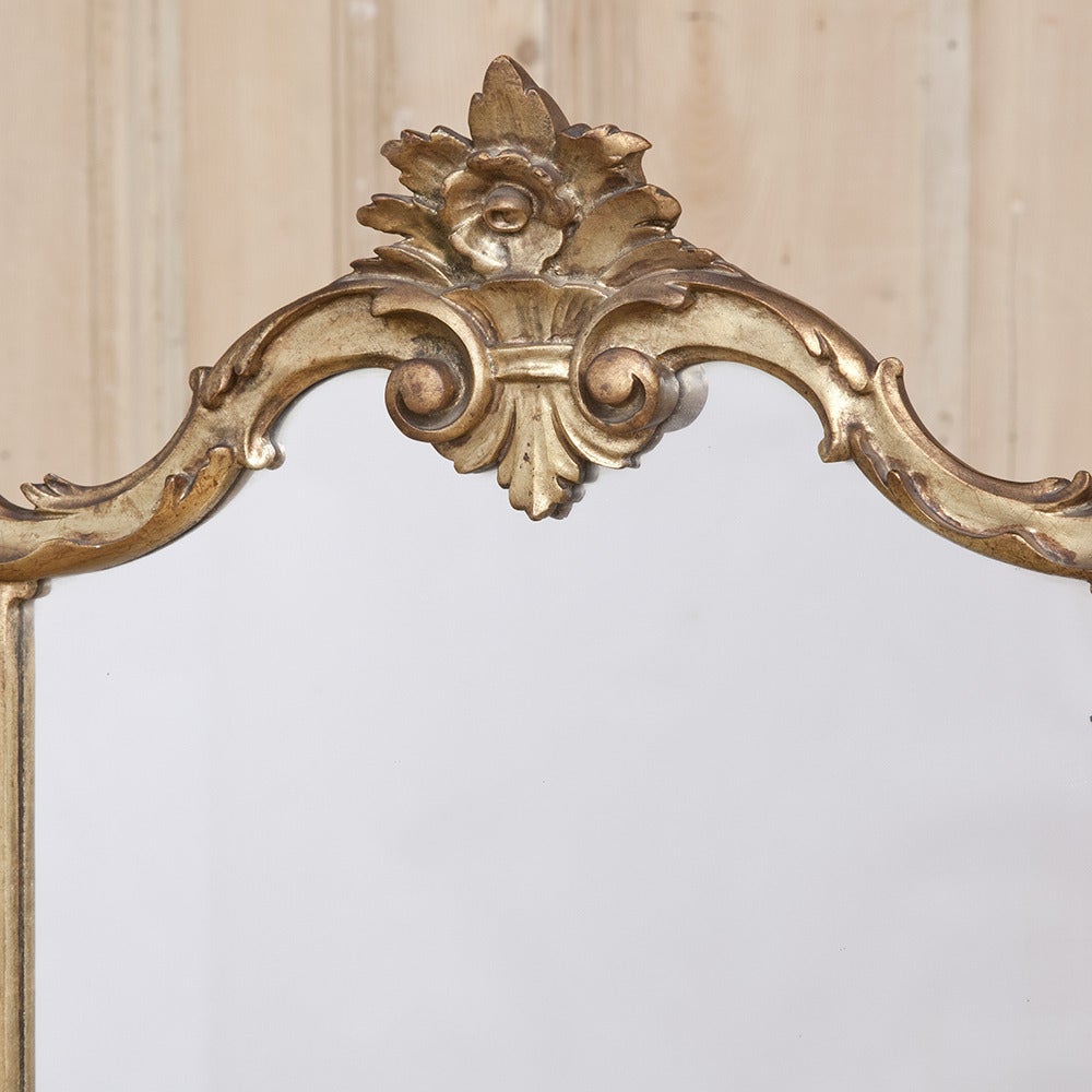 19th Century Italian Rococo Giltwood Vanity In Excellent Condition In Dallas, TX