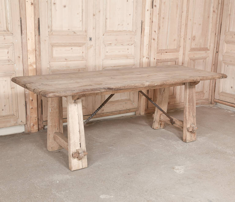 Rustic Spanish Table
