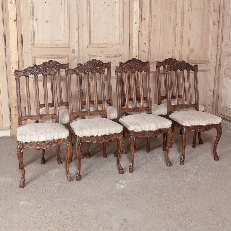 A splendid example of the Regence style with Louis XIV overtones, this handsome Set Of 8 Country French Chairs were meticulously hand-crafted from solid oak to last for generations!
Measures 41H x 18.5W x 18D, seat 19H
Circa 1900-1910