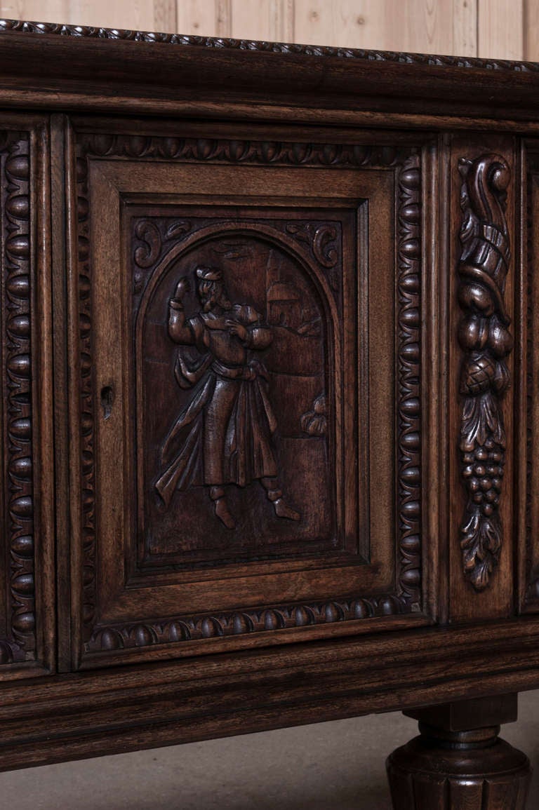 Vintage Flemish Renaissance Raised Buffet 3
