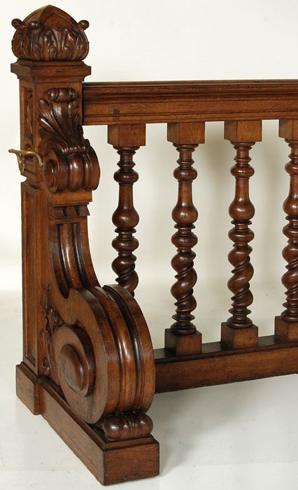 Antique Louis XVI Banister In Excellent Condition In Dallas, TX
