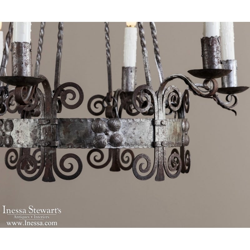 Vintage Country French Wrought Iron Chandelier In Excellent Condition In Dallas, TX