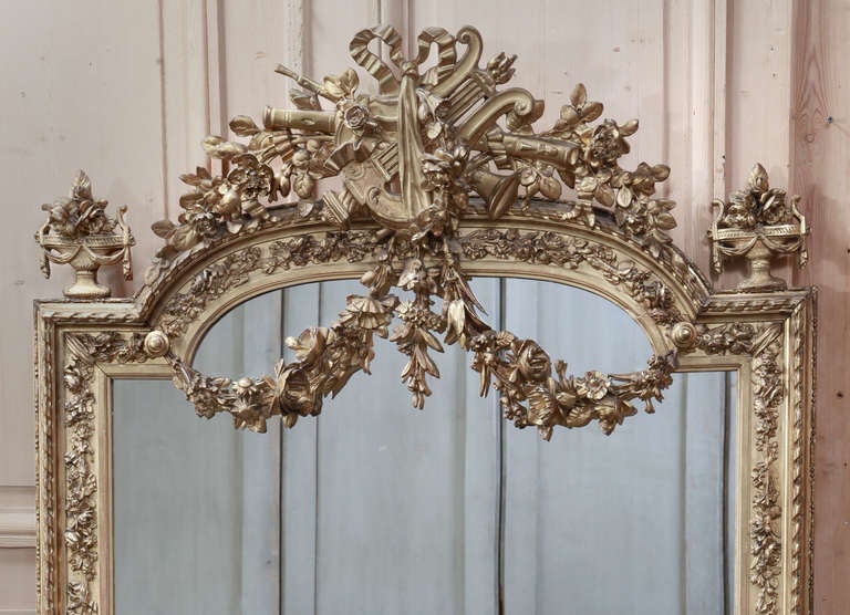 19th Century French Louis XVI Neoclassical Gilded Mirror In Excellent Condition In Dallas, TX