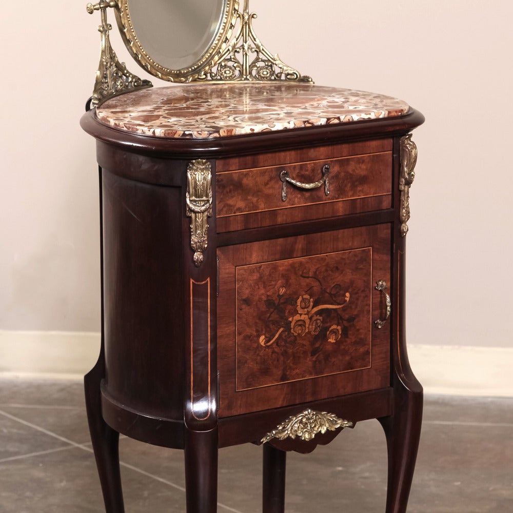 French 19th Century Rosewood Pair of Louis XVI Marquetry Nightstands 1