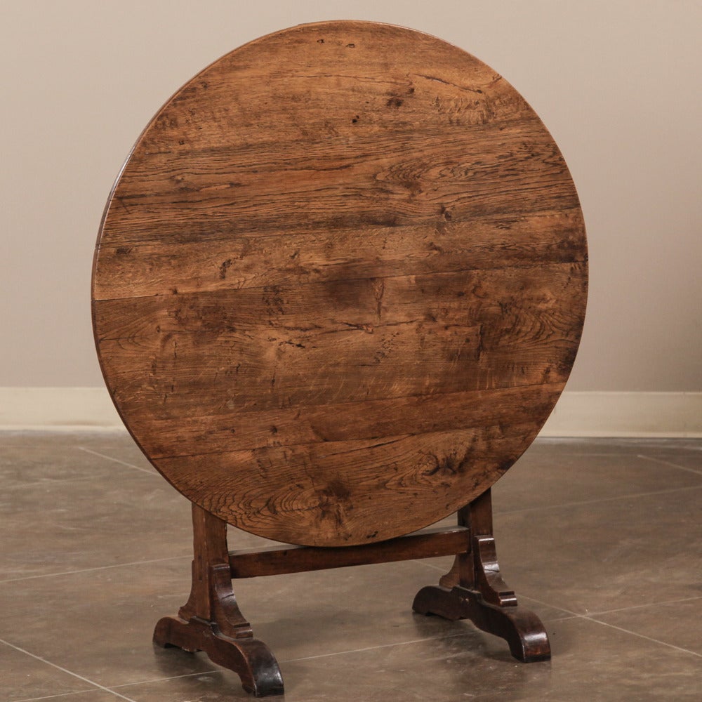 19th Century Country French Rustic Oak Tilt-Top Wine Tasting Table In Excellent Condition In Dallas, TX