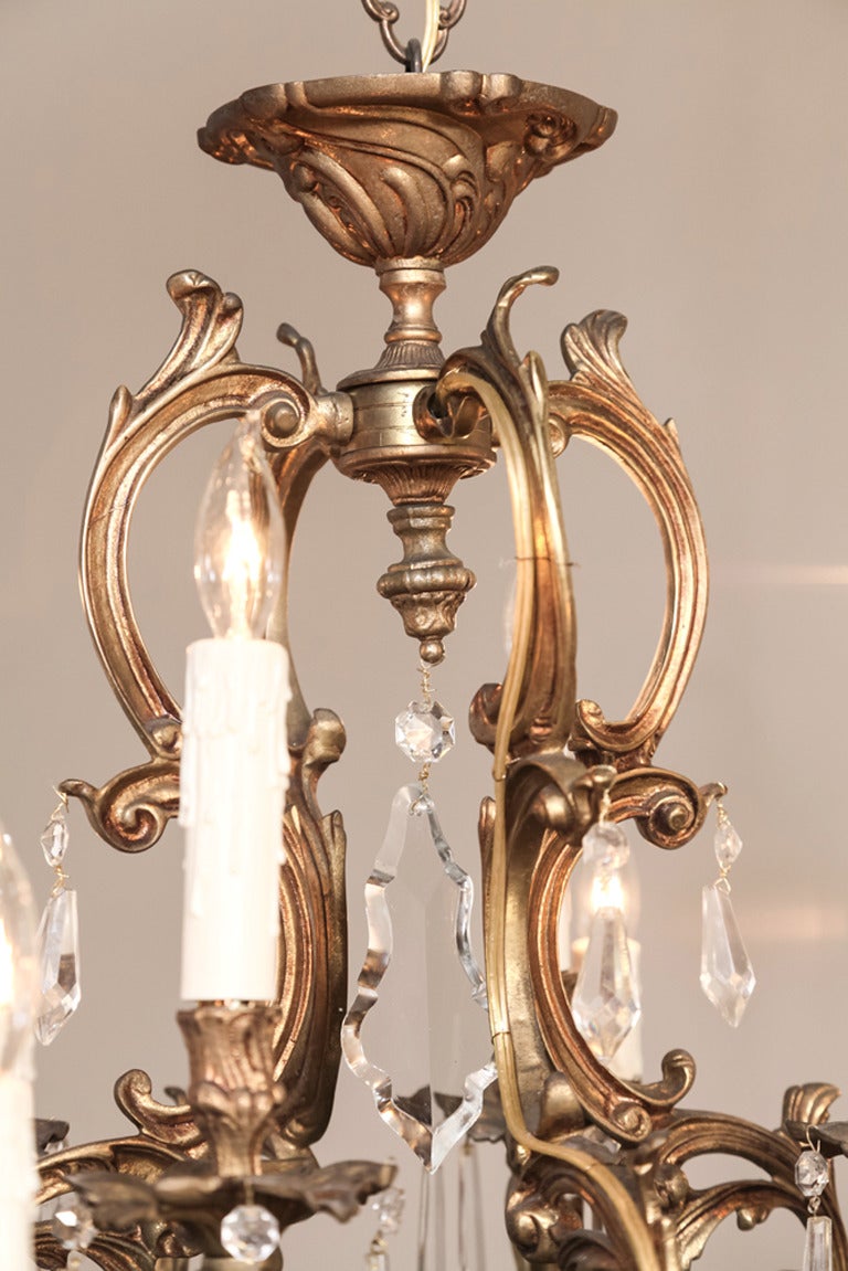 Bronze Italian Rococo Brass and Crystal Sixteen-Light Chandelier