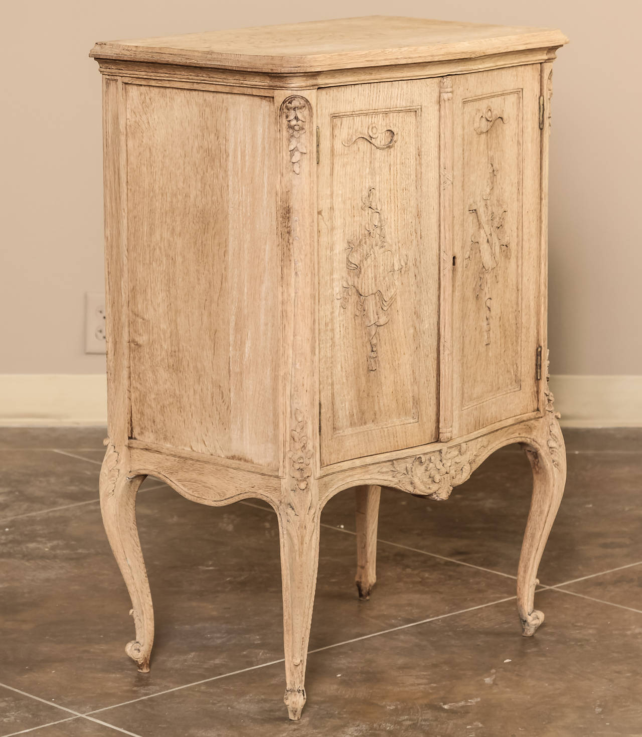 French Neoclassical Transitional Stripped Confiturier (Cabinet) in Oak 2