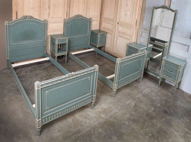 French Vintage Louis XVI Painted Bedroom Suite