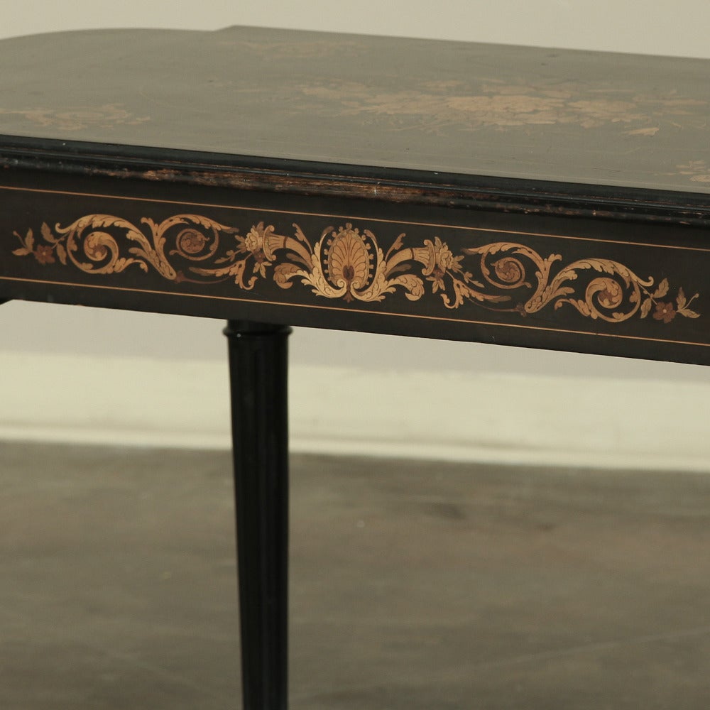 19th Century Neoclassical French Marquetry Writing Table 1