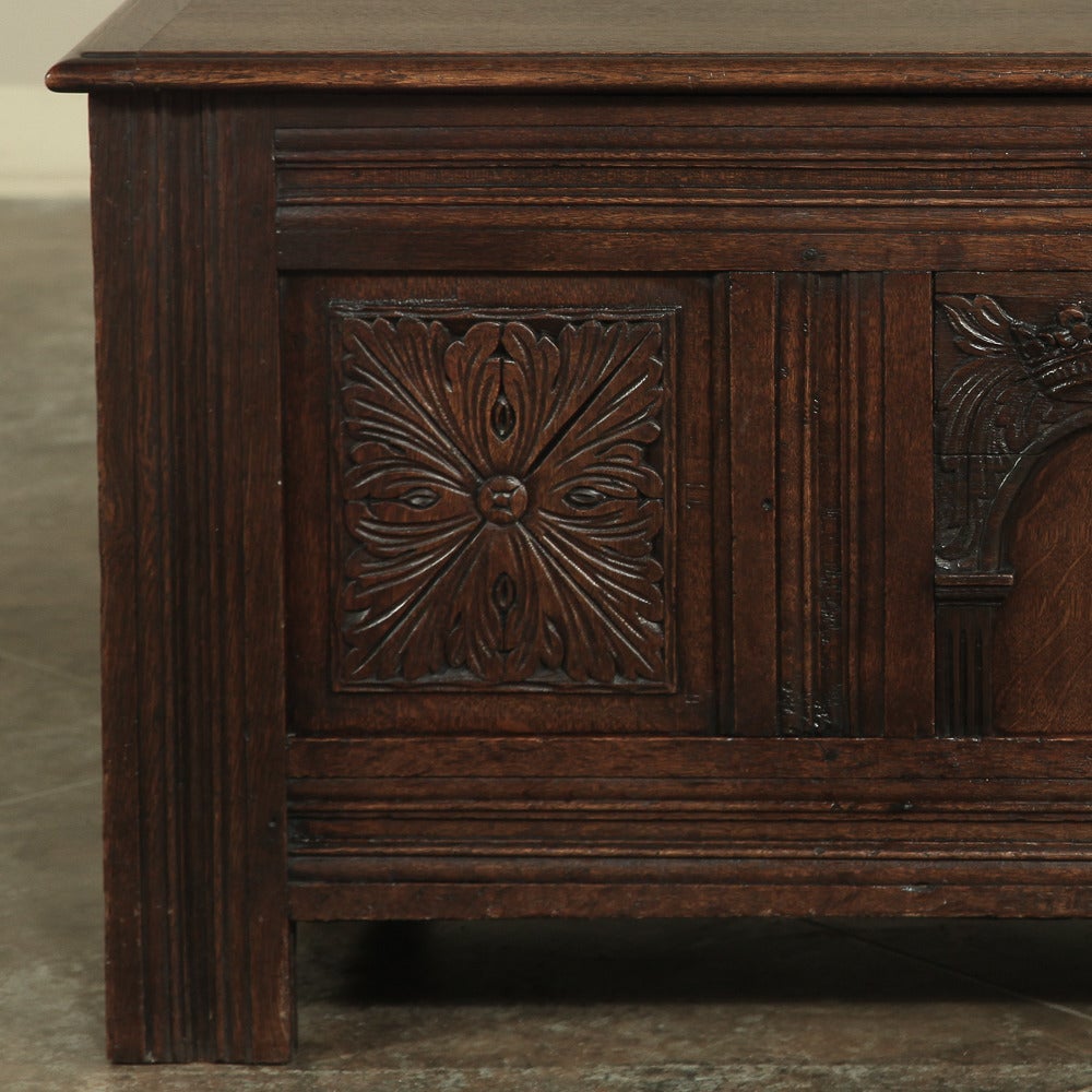 18th Century French Gothic Trunk In Excellent Condition In Dallas, TX