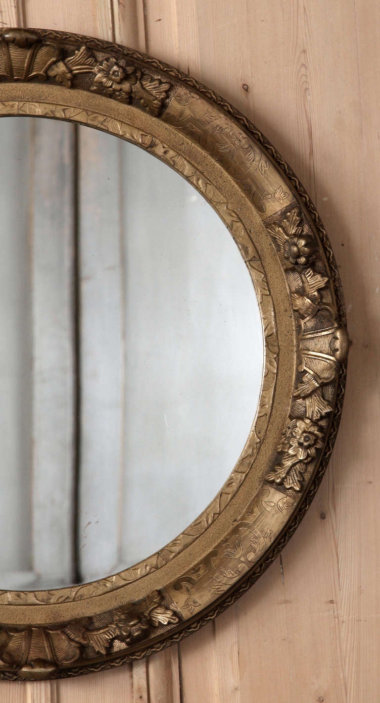 Antique Round Giltwood Mirror at 1stDibs