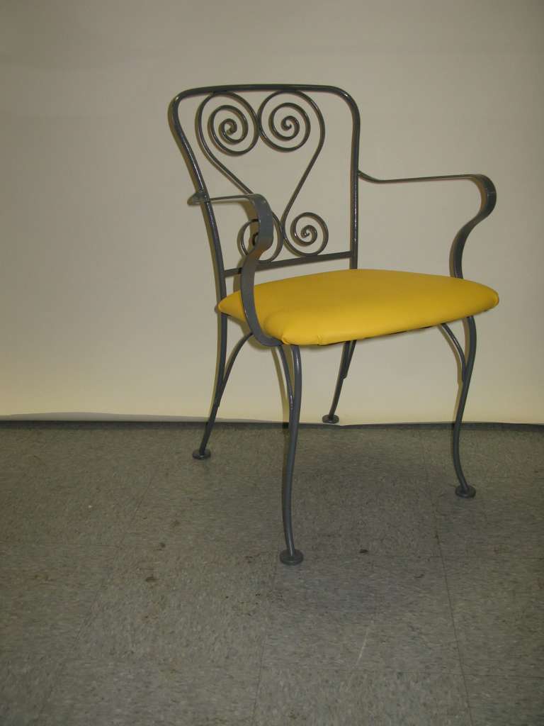 Fantastic 1950's Scroll Pattern Outdoor Patio Set In Excellent Condition In Hudson, NY