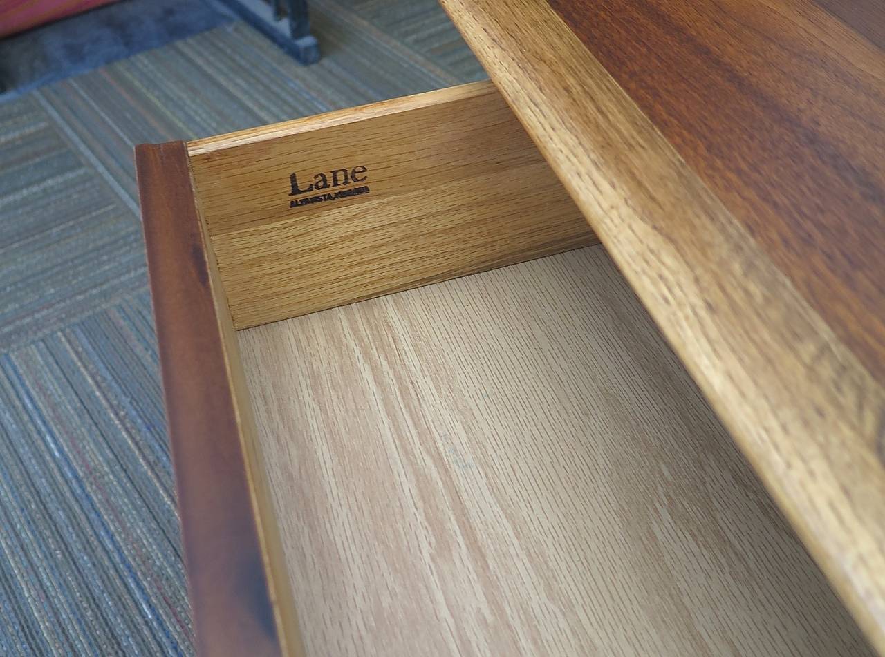 1950 Lane Dovetail Series, One-Drawer Stand In Excellent Condition In Hudson, NY