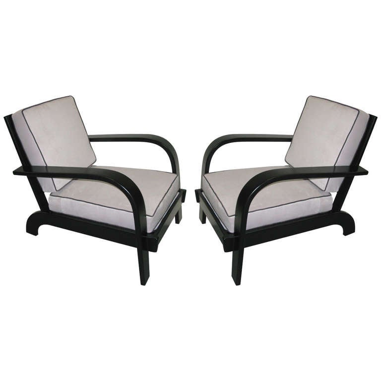 Pair of Dramatic Armchairs, Russel Wright, 1940 For Sale