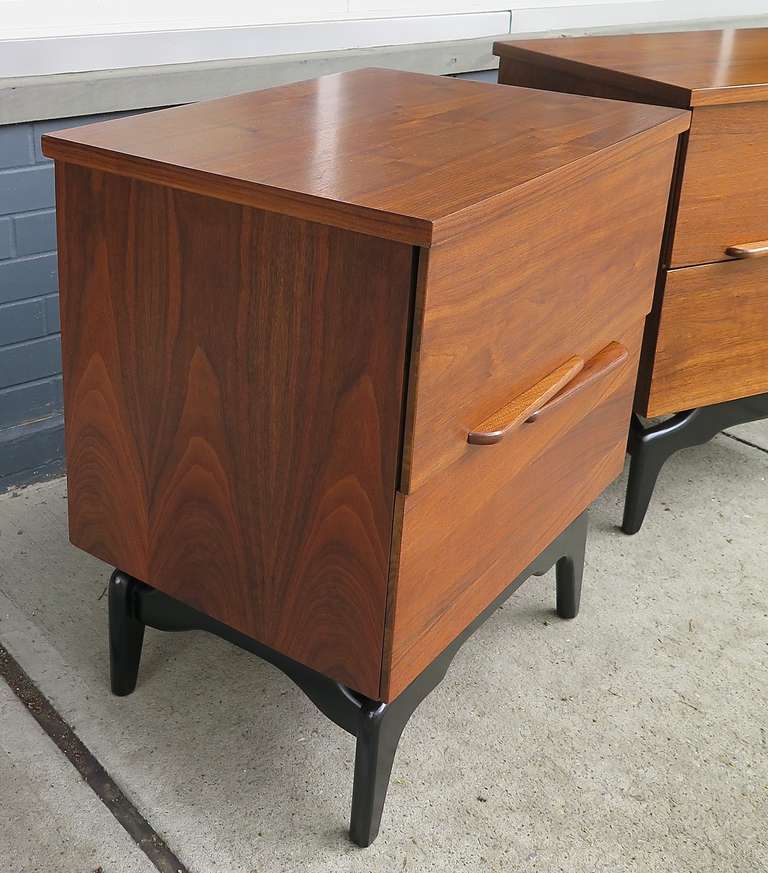 Mid-Century Modern Fabulous 1950 Pair of Walnut Two-Drawer Stands