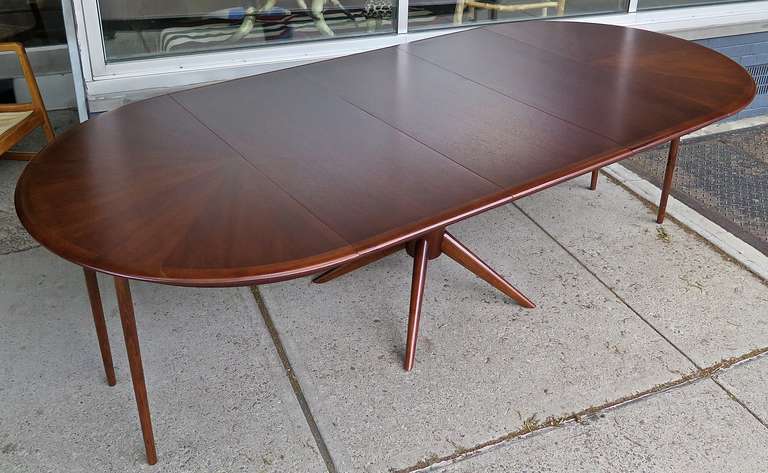 Elegant 1950 Erno Fabry Dining Table In Excellent Condition In Hudson, NY