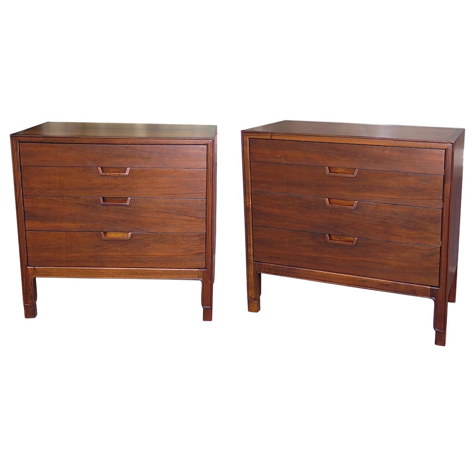 Excellent 1950 John Stuart Janus Collection Pair of Walnut Dressers For Sale