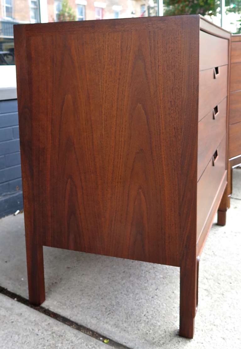 American Excellent 1950 John Stuart Janus Collection Pair of Walnut Dressers For Sale