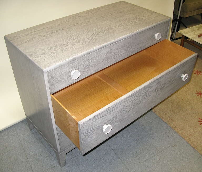 Custom Finish 1940 Kittinger Oak 3- Drawer Dresser In Excellent Condition In Hudson, NY
