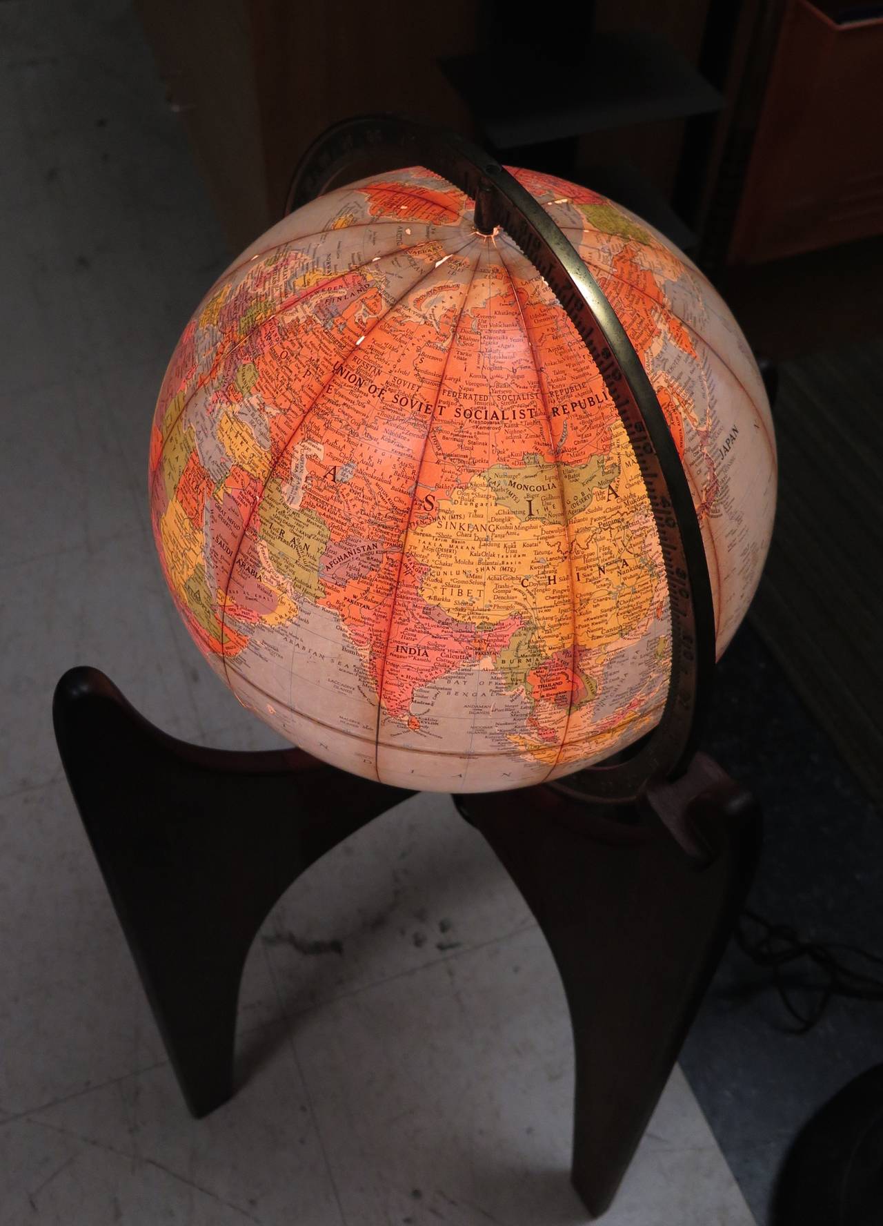 1960 Adrian Pearsall Illuminating Globe with Stand In Good Condition In Hudson, NY